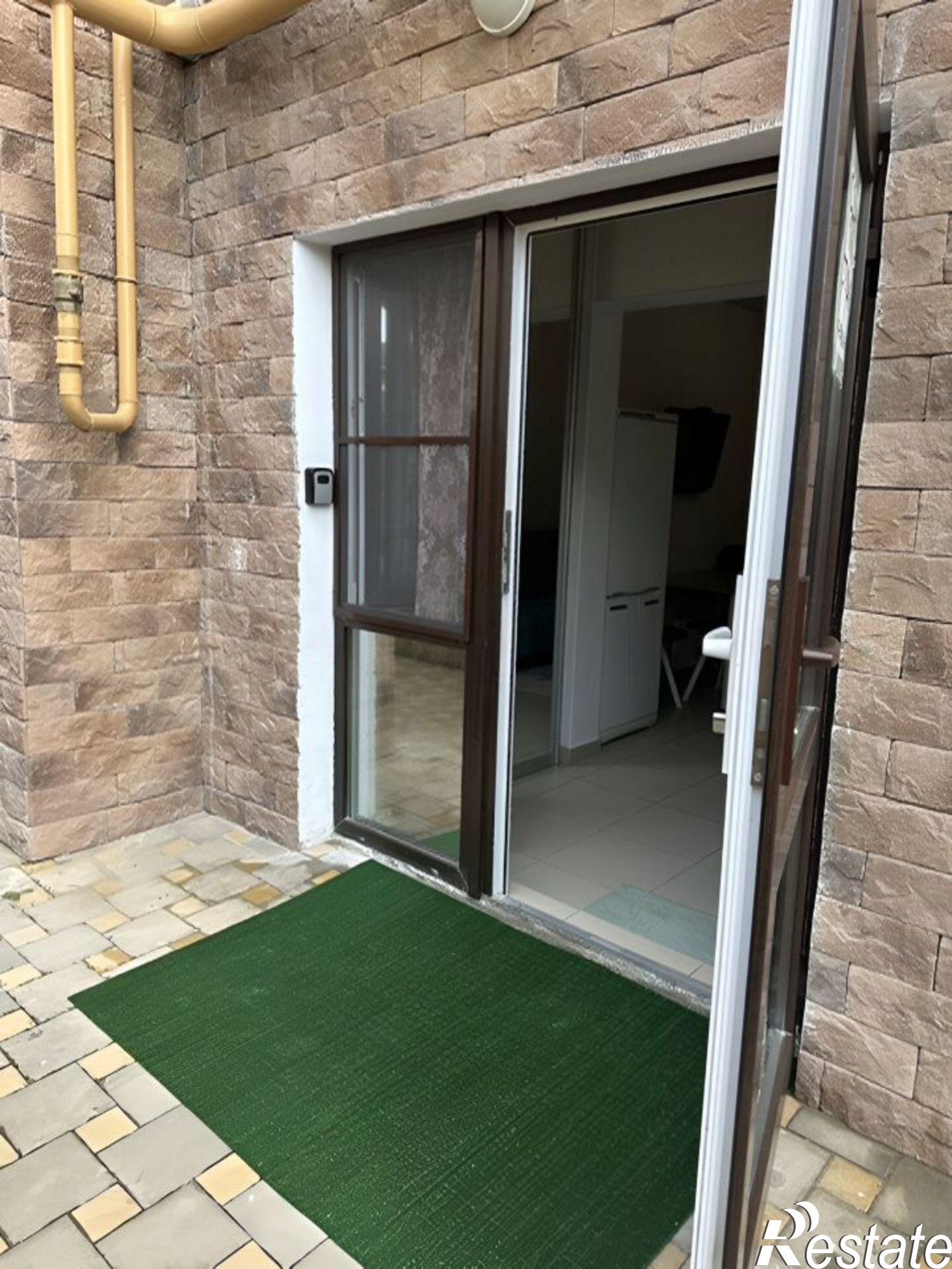 Купить комнату за 6 000 000 рублей на Одесская улица, 3А к9