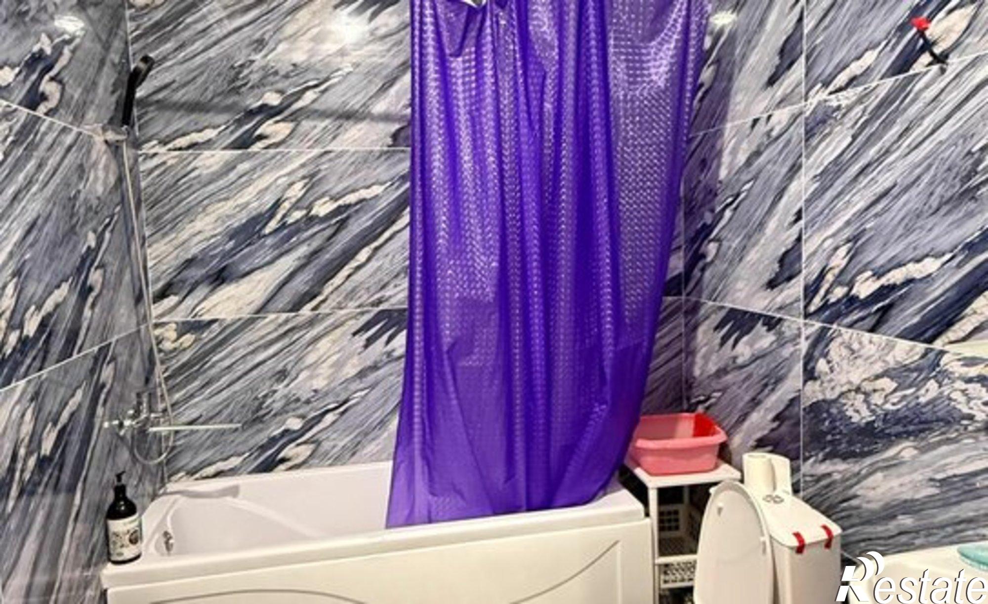 Купить квартиру за 18 000 000 рублей на Крымская улица, 22/11