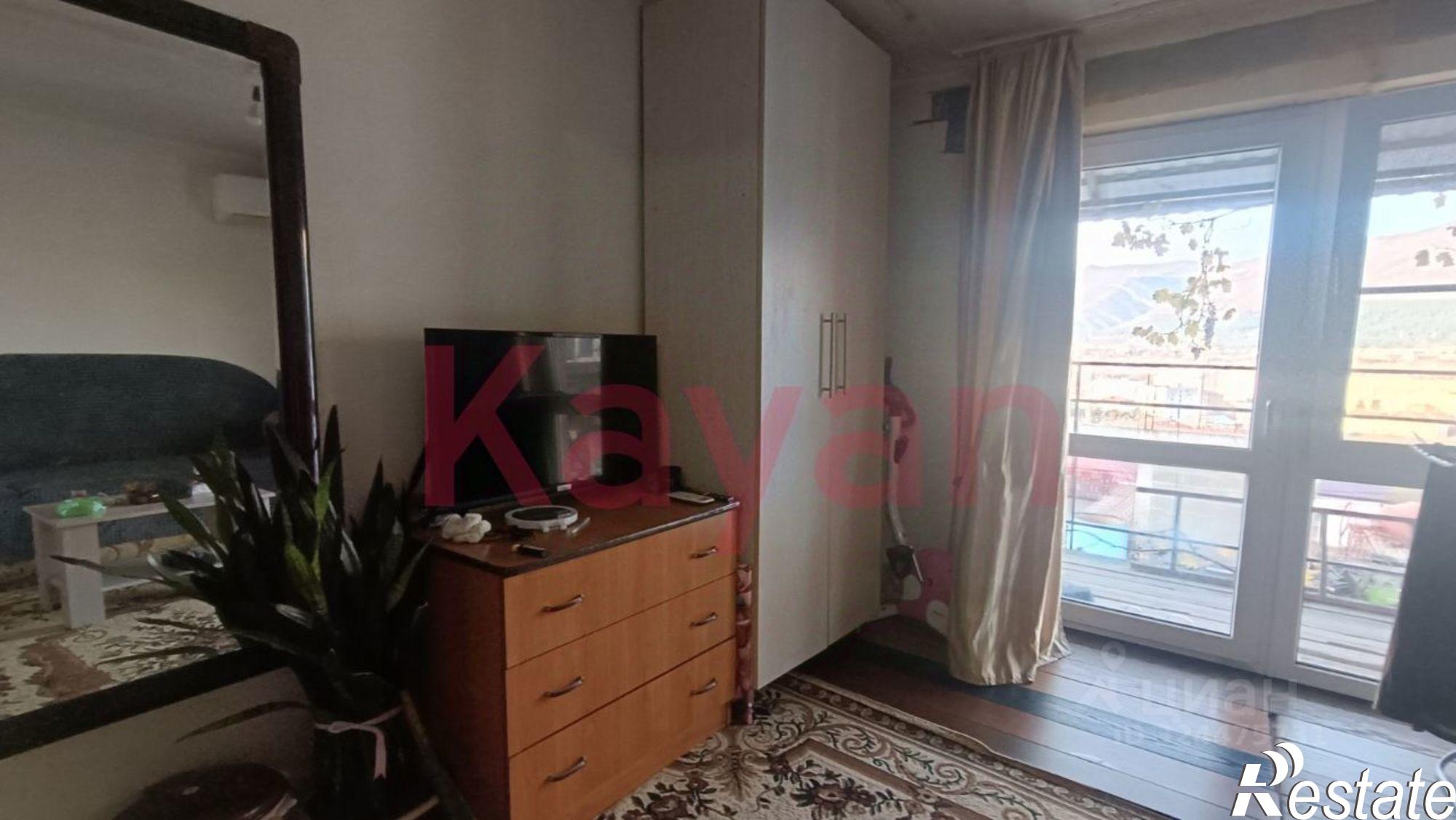 Купить гараж, место в паркинге за 3 700 000 рублей на Центральная площадь, 1