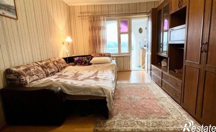 2-комн квартира улица А. Блока, 5,  д. 5