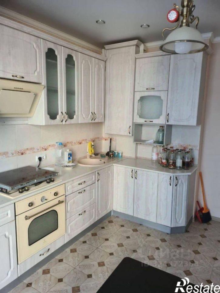 2-комн квартира улица Маршала Жукова, 3,  д. 3