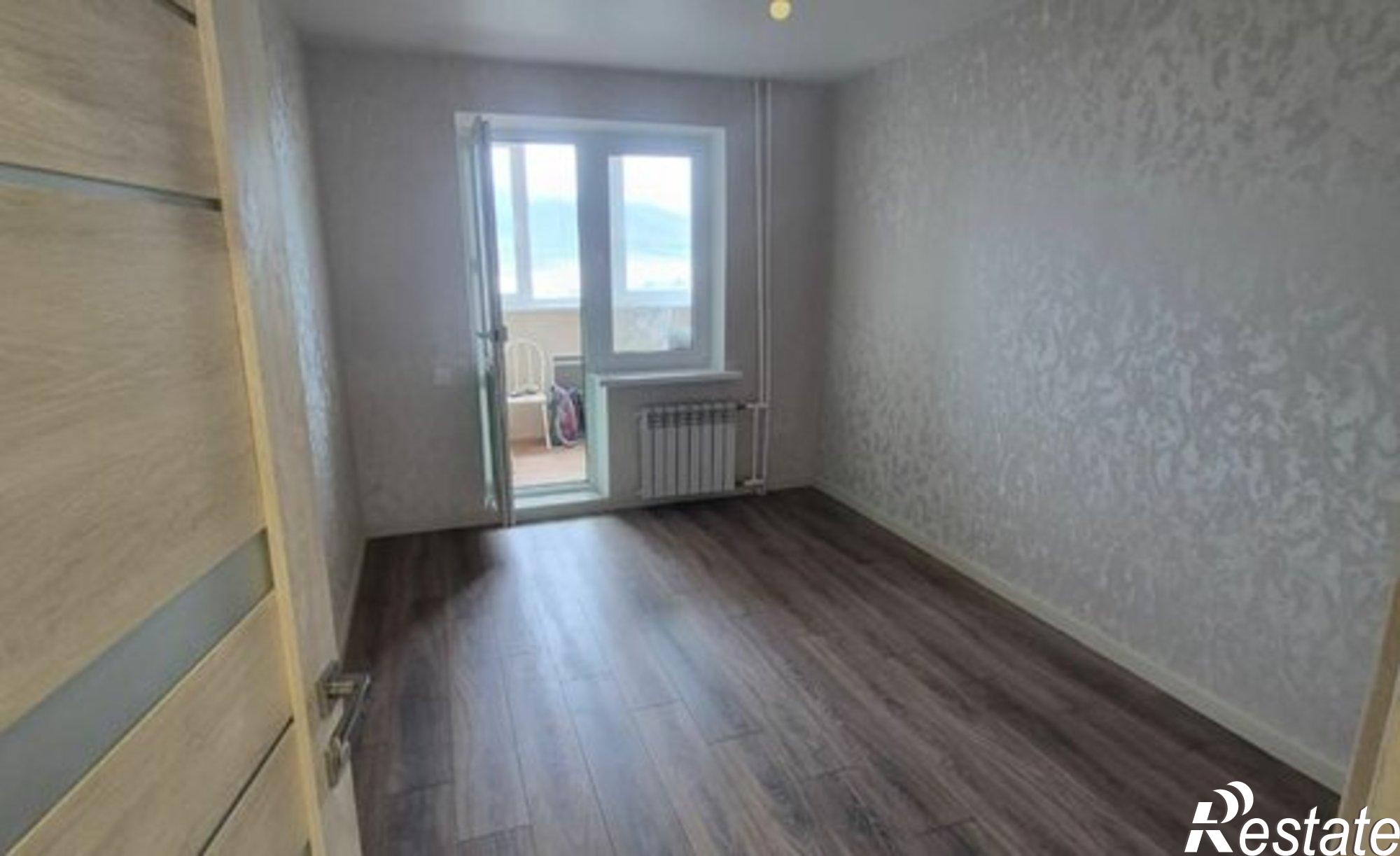 Купить квартиру за 11 800 000 рублей на микрорайон Парус, 12