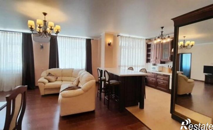 3-комн квартира улица Грибоедова, 60,  д. 60