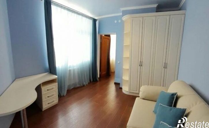 3-комн квартира улица Грибоедова, 60,  д. 60