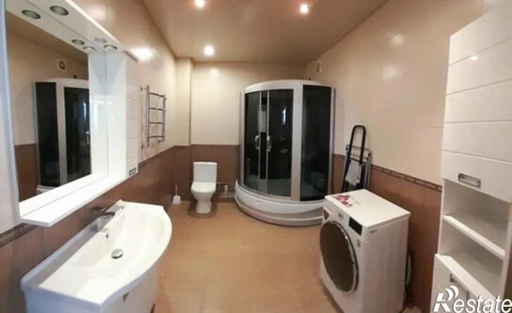 3-комн квартира улица Грибоедова, 60,  д. 60