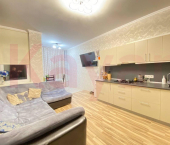 2-комн, 72.9кв м, этаж 2/2 Цветочная ул.