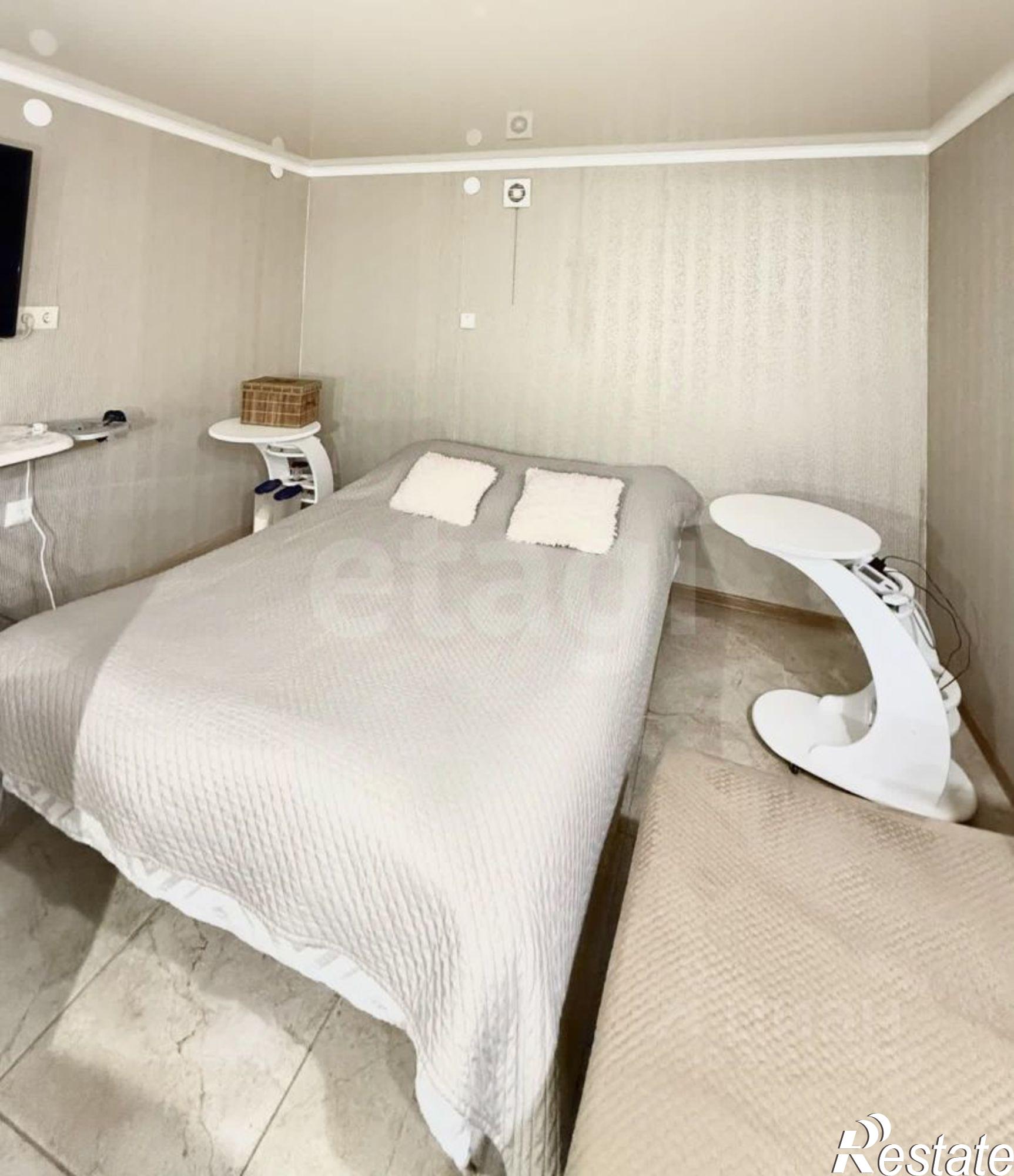 Купить гараж, место в паркинге за 2 965 140 рублей