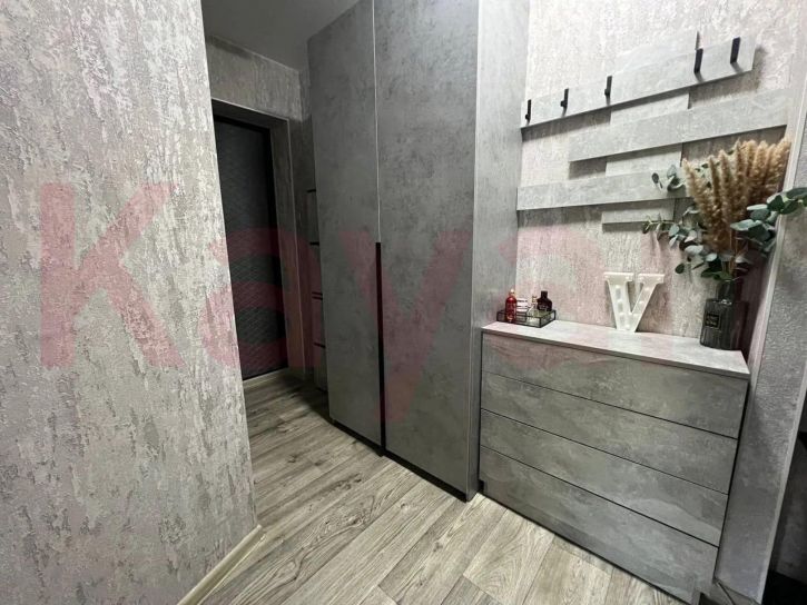 2-комн квартира Островского ул.