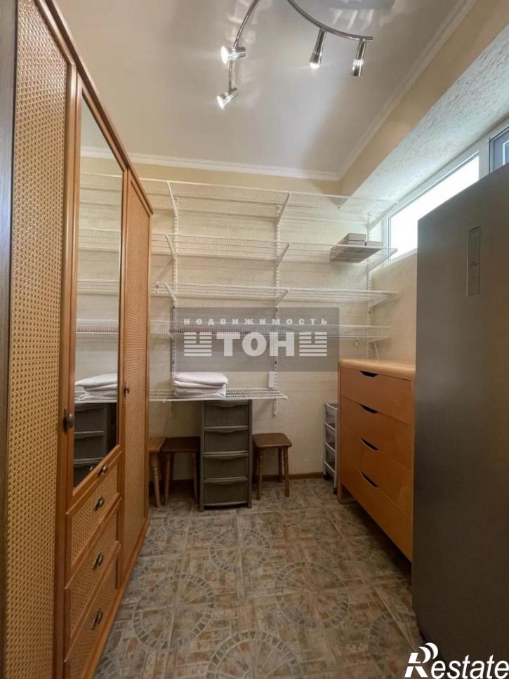 4-комн квартира ул. Революционная, д. 47, корп.3