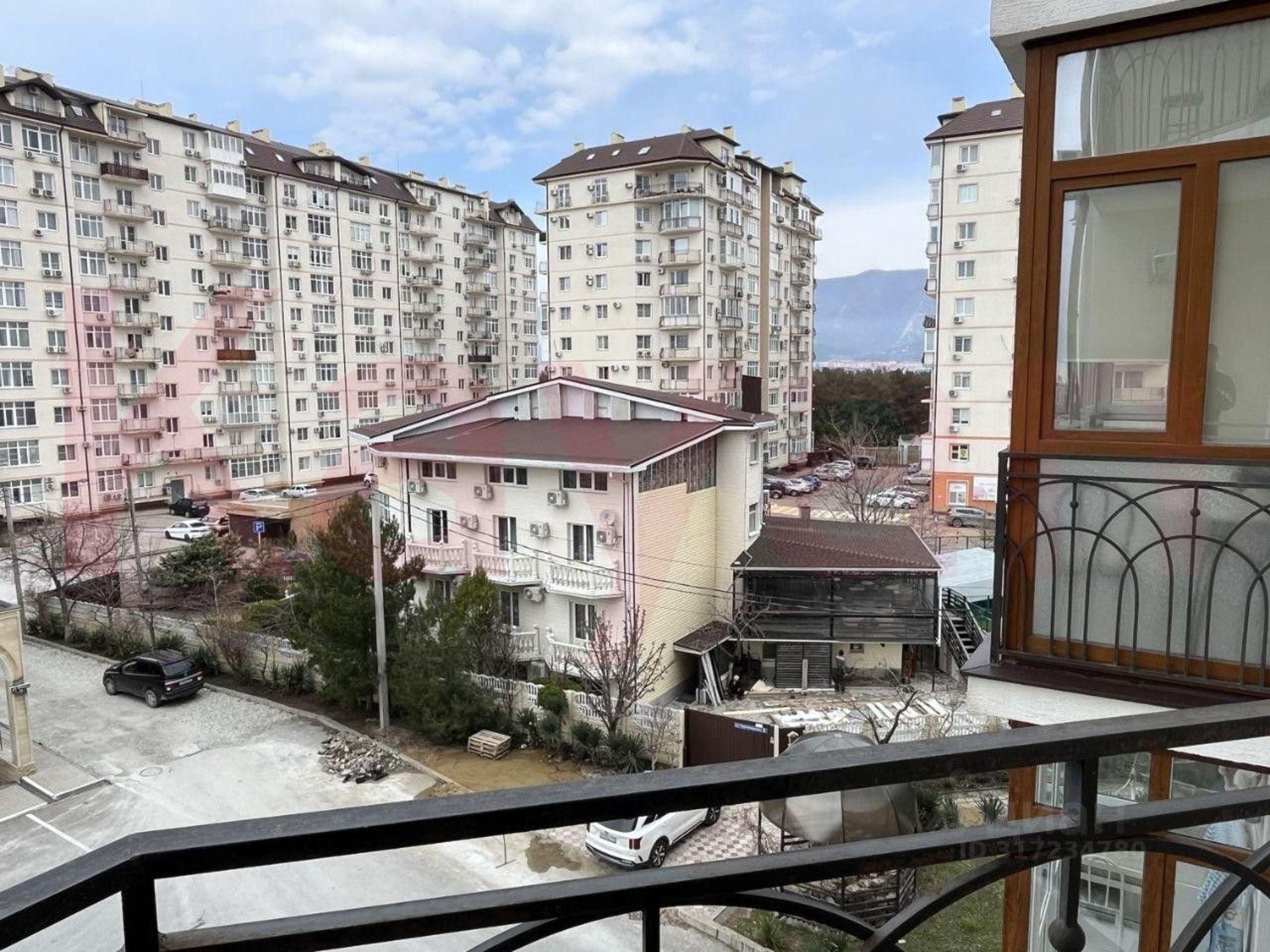 Купить квартиру за 18 700 000 рублей на Крымская ул.