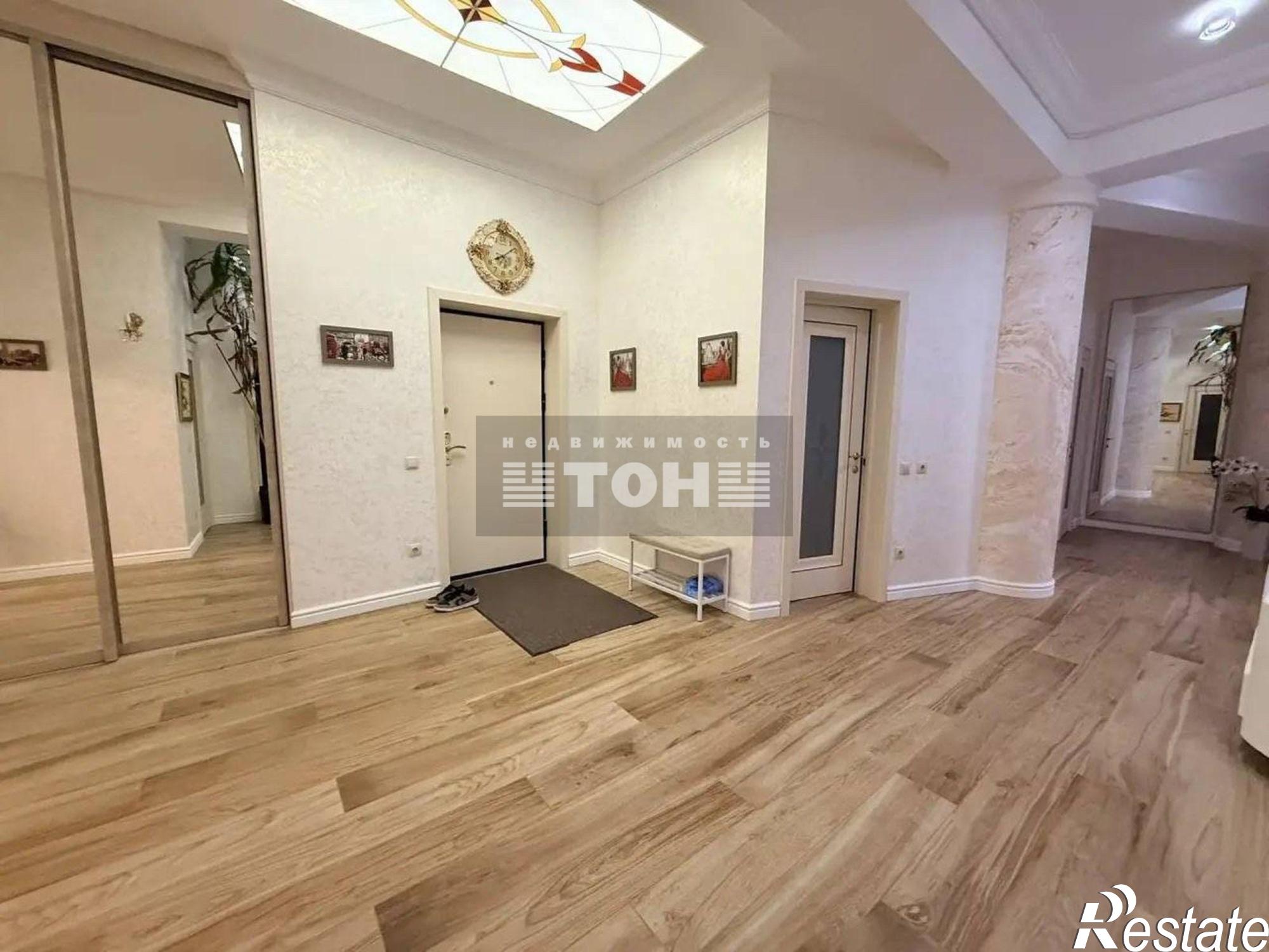 Купить квартиру за 55 000 000 рублей на ул. Крымская, д.3, корп.2