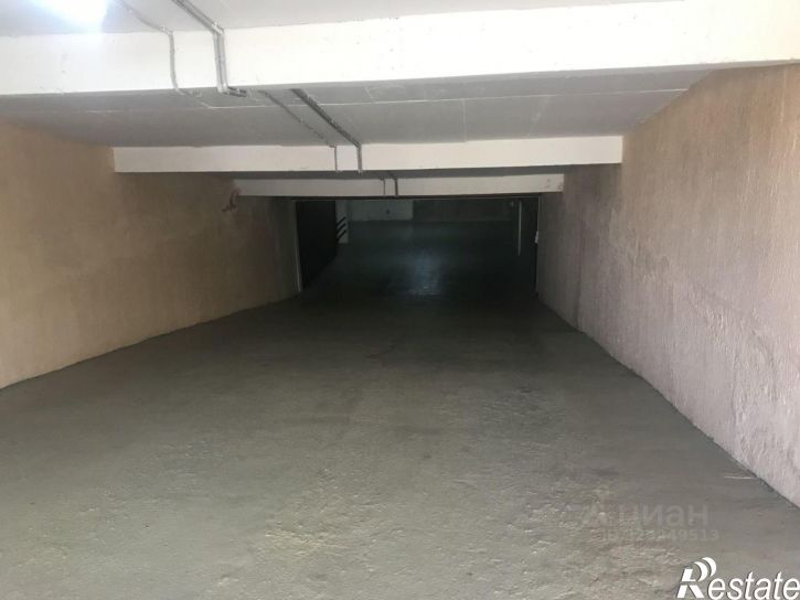 Гараж/парковка Южная улица, 35 к2,  д. 35 к2