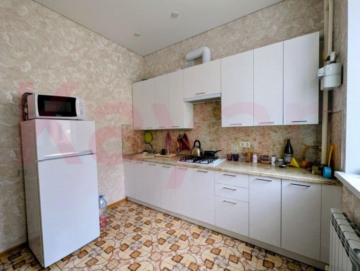 2-комн квартира Кабардинская ул.