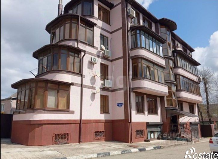3-комн квартира ул Вишневая, 15,  д. 15