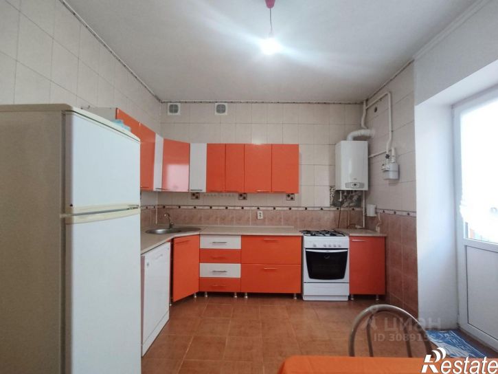 3-комн квартира улица А. Губрия, 12,  д. 12
