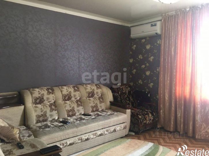 3-комн квартира ул Короленко, 6,  д. 6