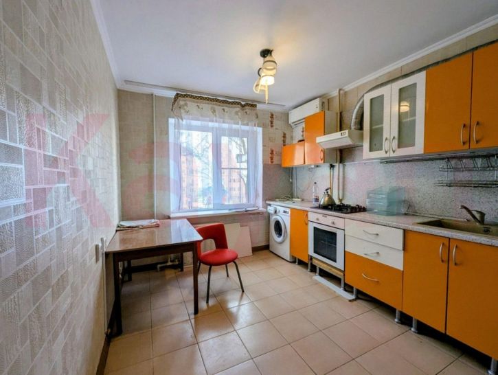 2-комн квартира микрорайон Парус ул.