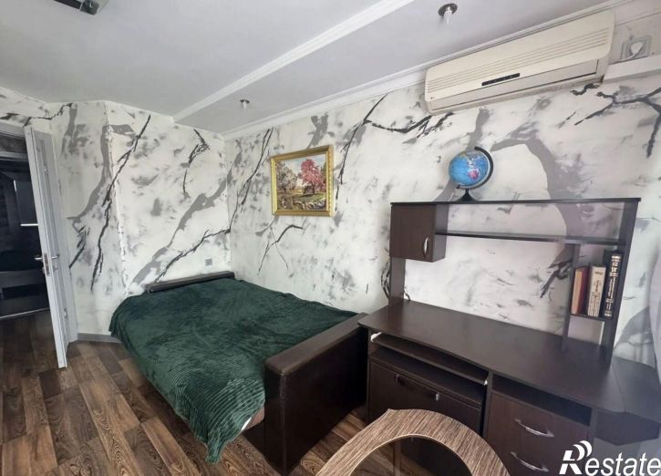 2-комн квартира улица Гринченко, 38,  д. 38