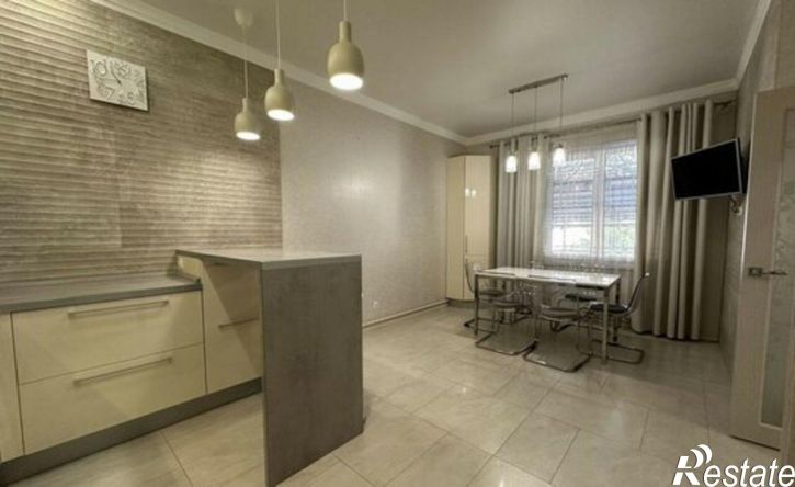 4-комн квартира Геленджикский проспект, 34,  д. 34