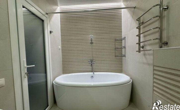 4-комн квартира Геленджикский проспект, 34,  д. 34