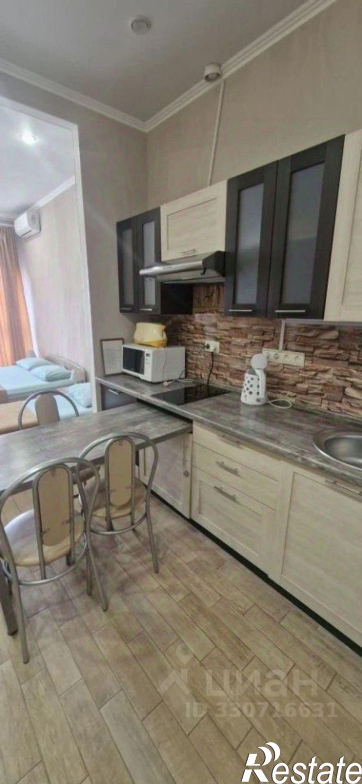 2-комн квартира ул Крымская, 22 1,  д. 22 1,  к. 1