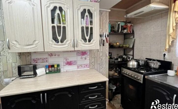 4-комн квартира ул Розы Люксембург, 52,  д. 52