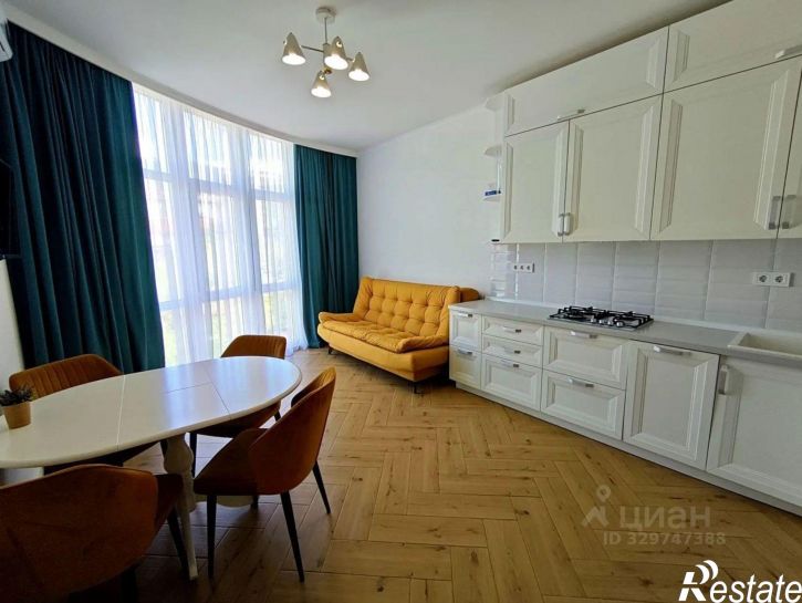 2-комн квартира улица Мира, 44 лит1,  д. 44 лит1