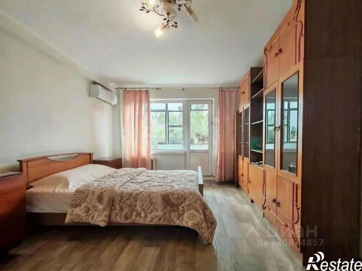 3-комн квартира улица Тельмана, 7,  д. 7