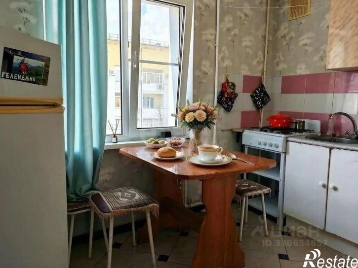 3-комн квартира улица Тельмана, 7,  д. 7