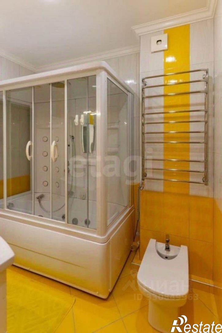 2-комн квартира Лазурная улица, 16,  д. 16