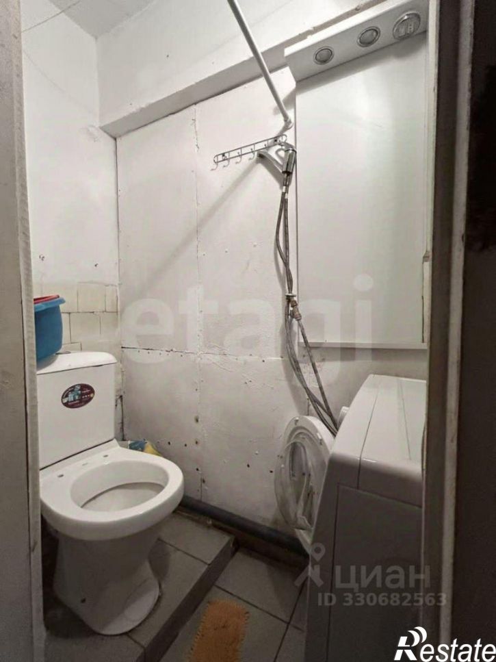 Комната улица Орджоникидзе, 9А,  д. 9А