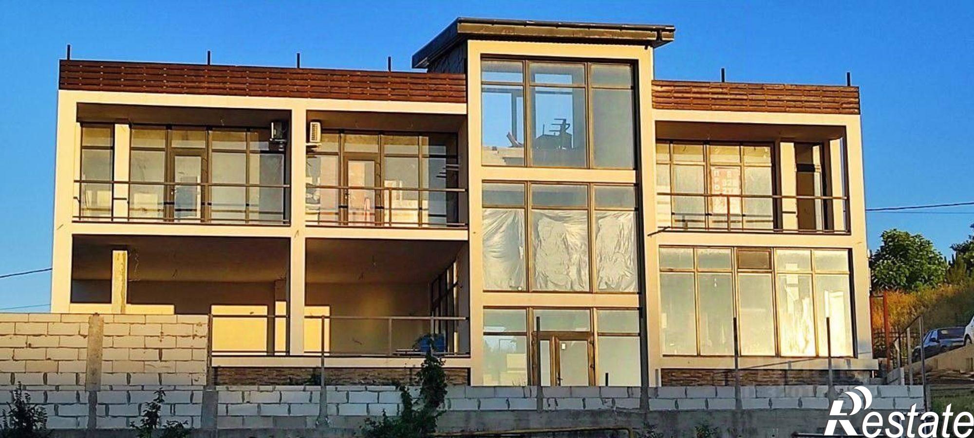 Купить дачу, дом, коттедж за 42 900 000 рублей на Совхозная улица, 28