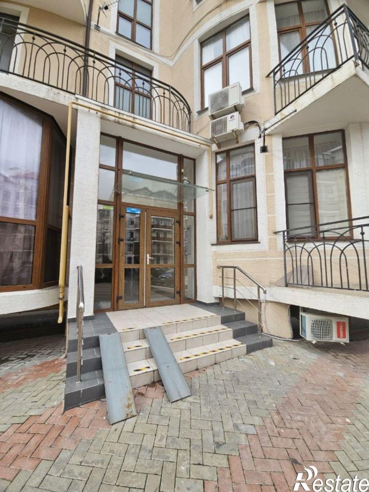 1-комн квартира ул Крымская, 22 7,  д. 22 7,  к. 7