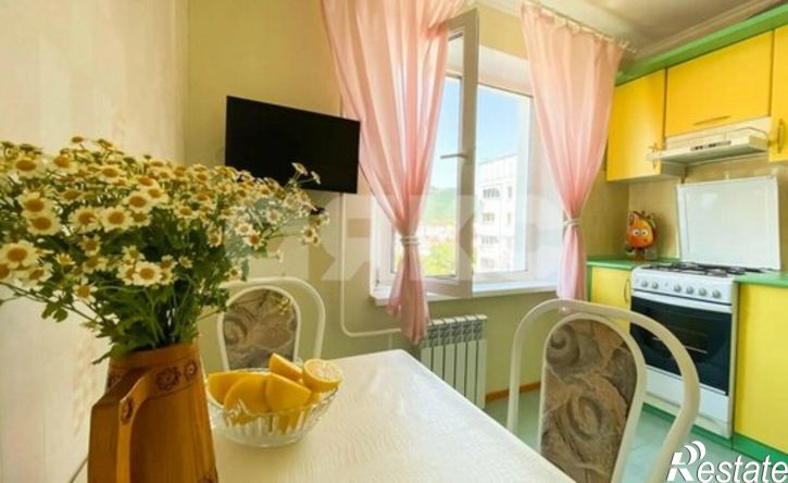 3-комн квартира улица Островского, 79А,  д. 79А