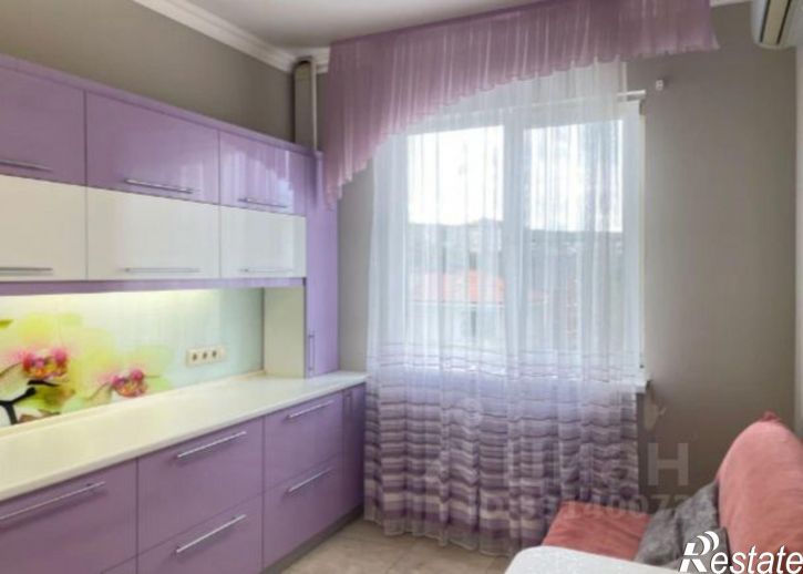 2-комн квартира Геленджикская улица, 37,  д. 37