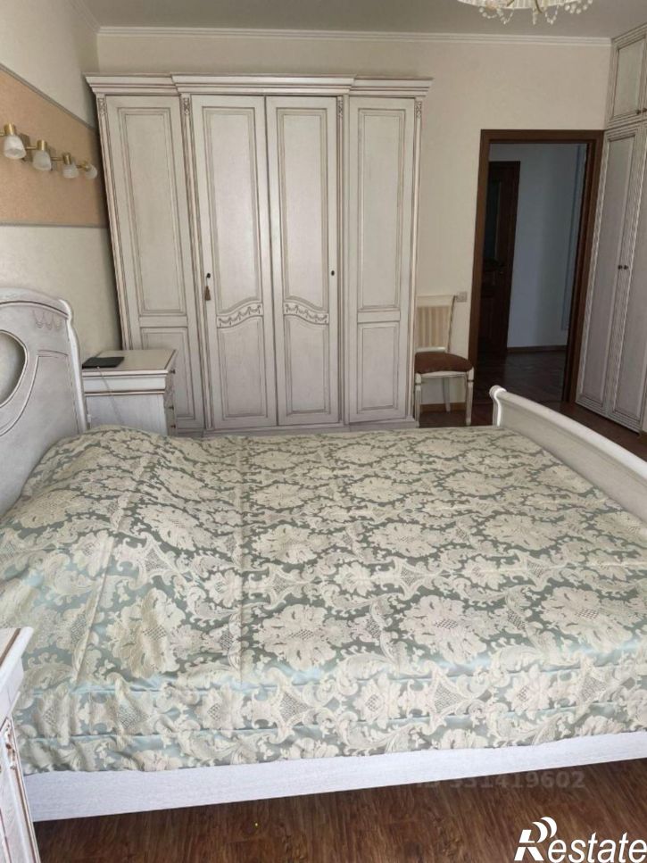 3-комн квартира Приморская улица, 3,  д. 3