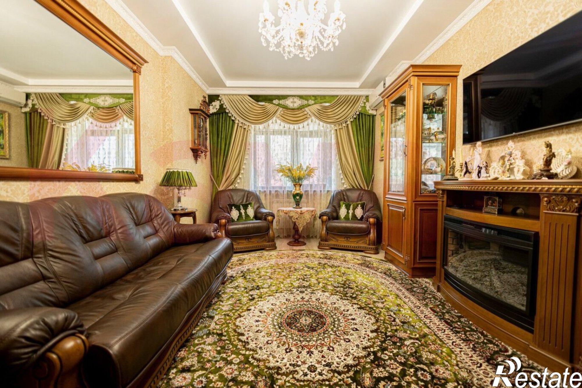 Купить квартиру за 25 000 000 рублей на Островского ул.