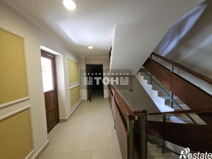 4-комн квартира ул. Революционная, д. 47, корп.4