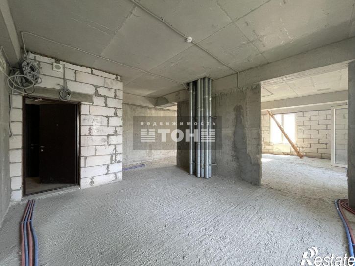 4-комн квартира ул. Революционная, д. 47, корп.4