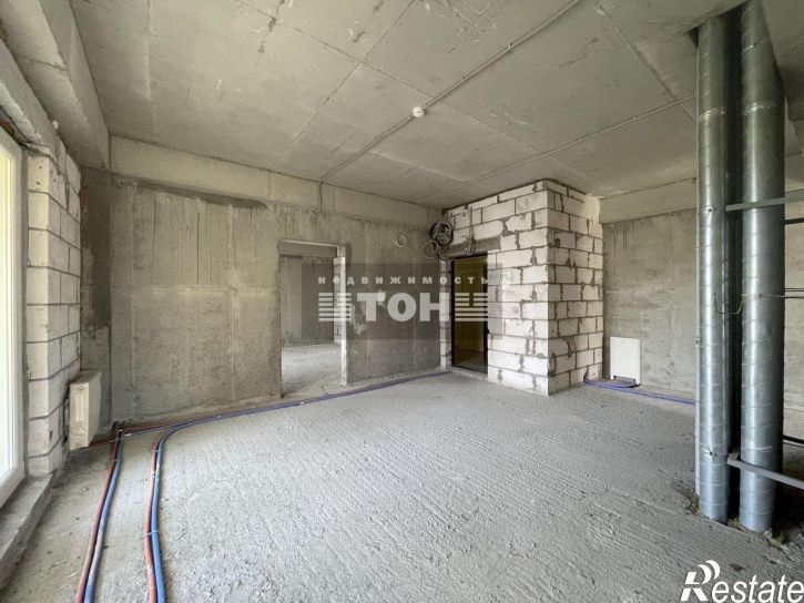 4-комн квартира ул. Революционная, д. 47, корп.4