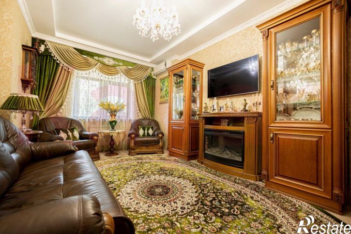 2-комн квартира Островского ул.