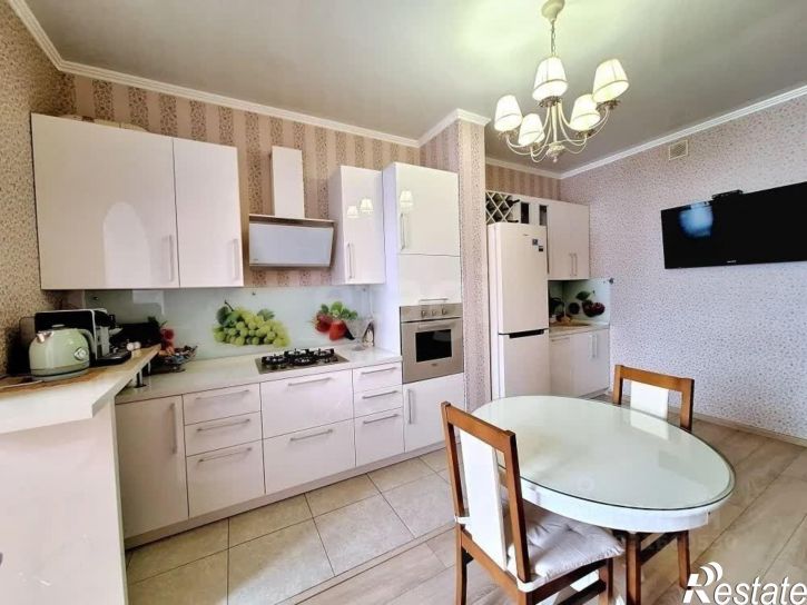 2-комн квартира ул Приморская, 1,  д. 1