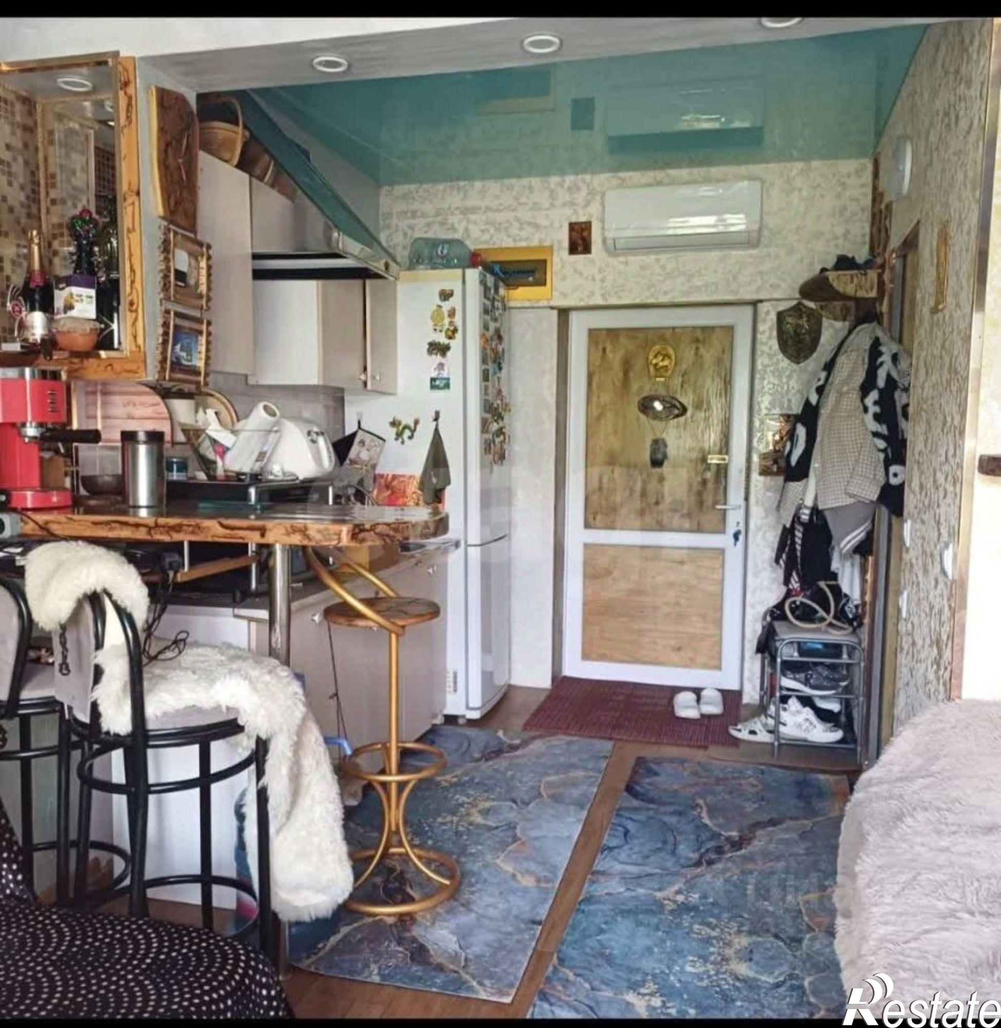 Купить гараж, место в паркинге за 3 546 840 рублей на ул Горная, 14