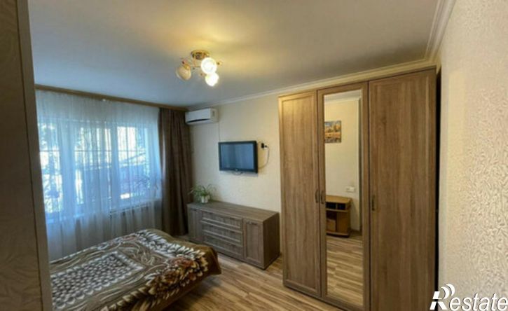 3-комн квартира ул Тельмана, 7,  д. 7