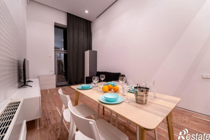 2-комн квартира ул Крымская, 3 4,  д. 3 4,  к. 4