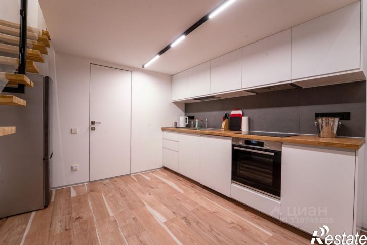 2-комн квартира ул Крымская, 3 4,  д. 3 4,  к. 4