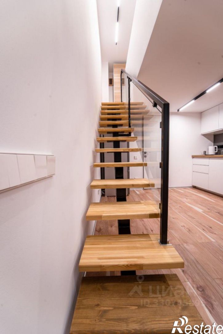 2-комн квартира ул Крымская, 3 4,  д. 3 4,  к. 4