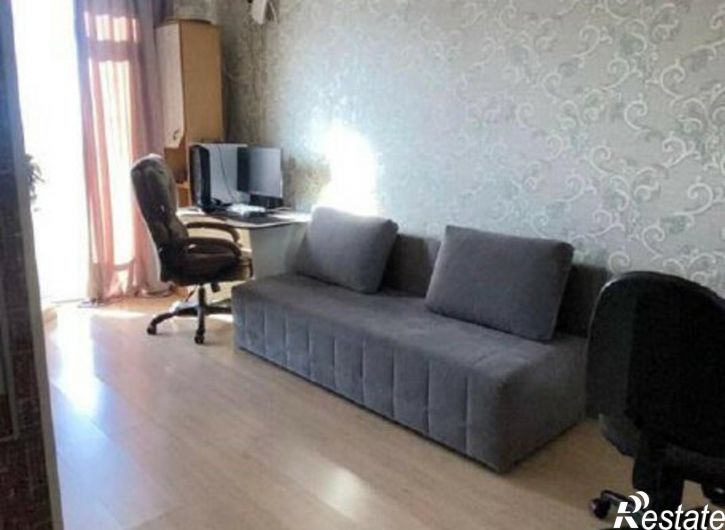 2-комн квартира ул Адмирала Холостякова, 18,  д. 18