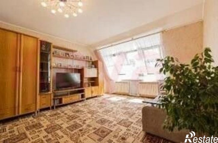 3-комн квартира Островского ул.