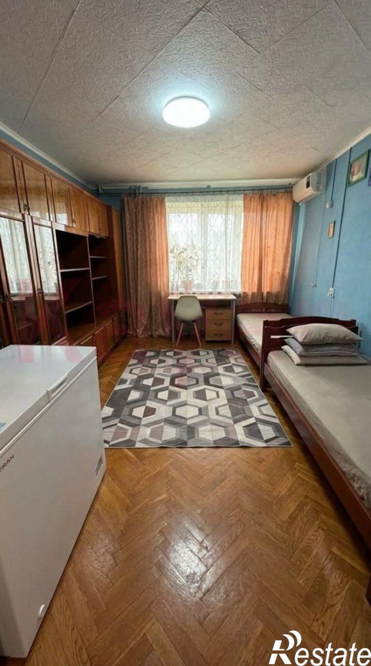 3-комн квартира Леселидзе ул.